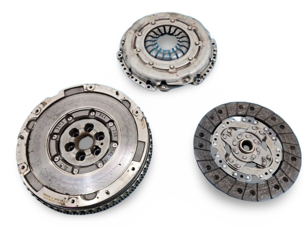 Renault Austral 1.2 E-Tech Motor Volanı Mais 123102121R - main