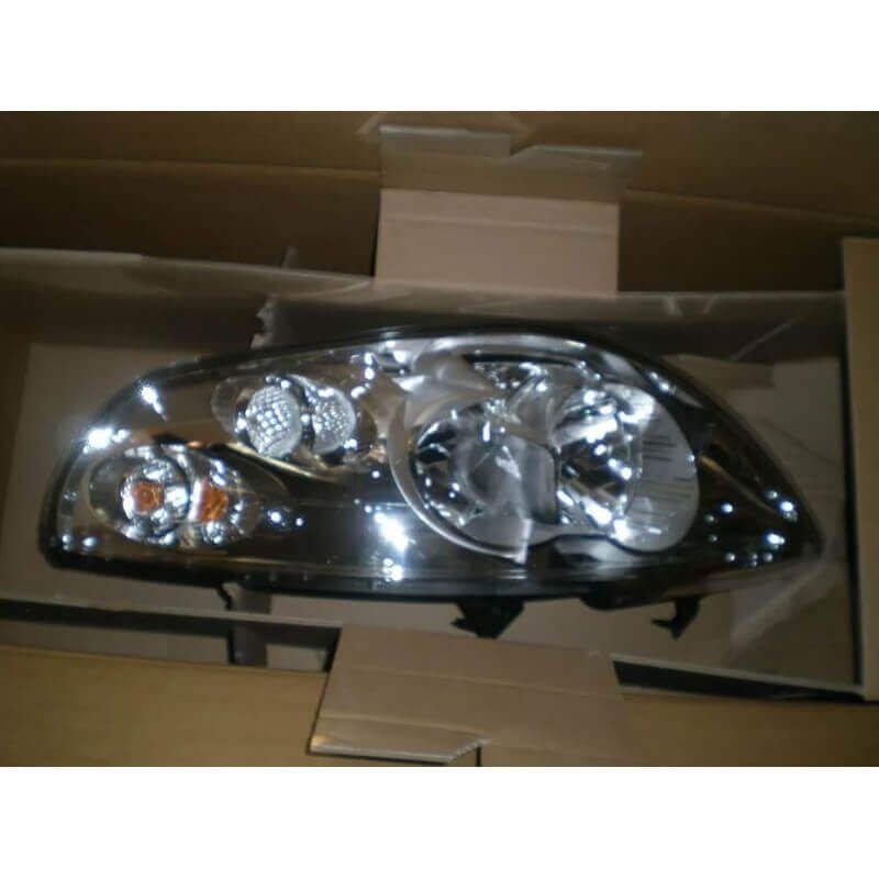 Ön Far Sol Master 3 260608210R