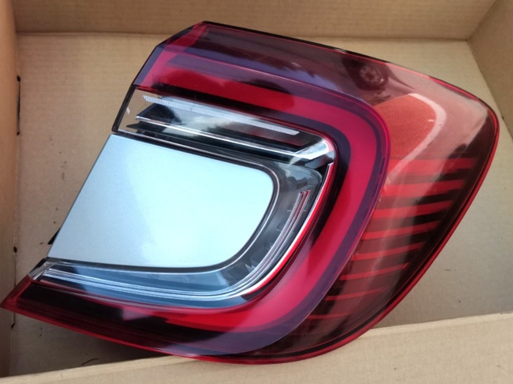 Renault Captur 2 Sağ Dış Stop Lambası Ledli Mais 265507894R - product