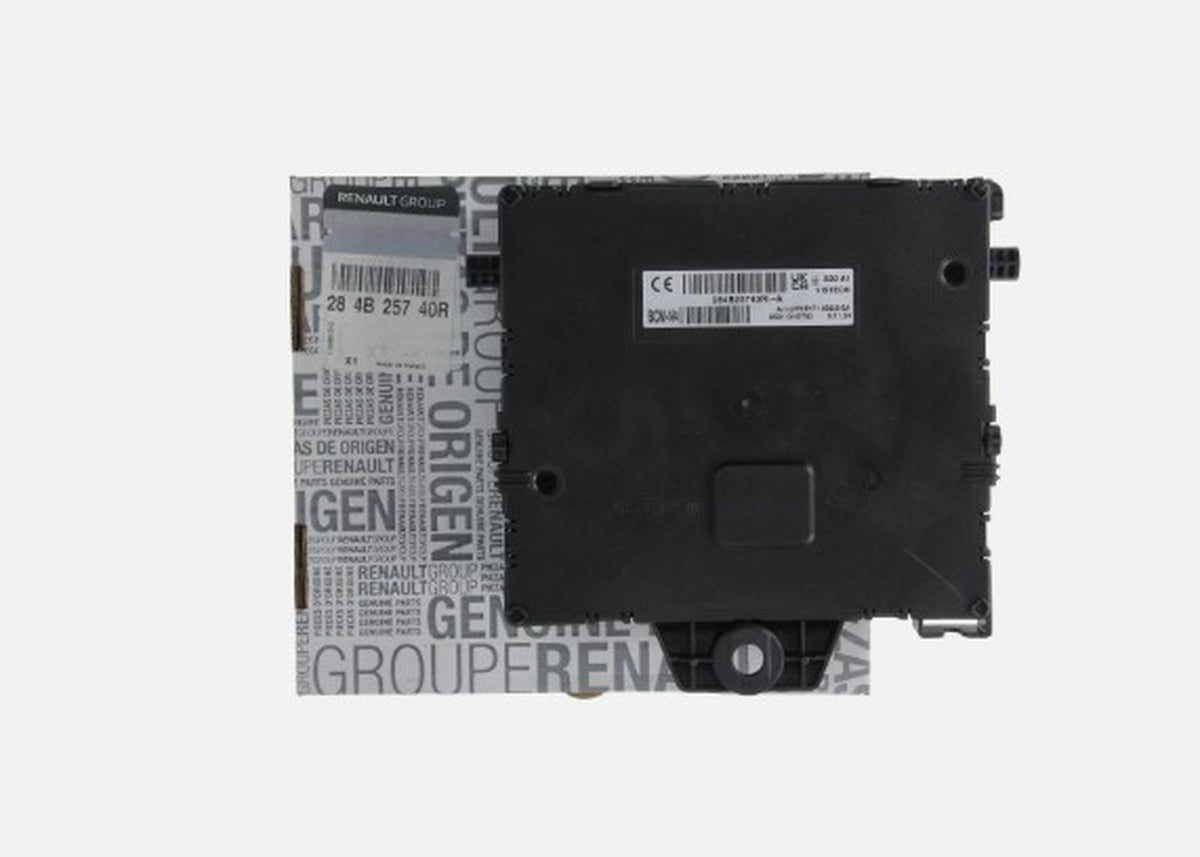 Renault Master 3 Sigorta Kutusu Uch Beyni Mais 284B25740R - product