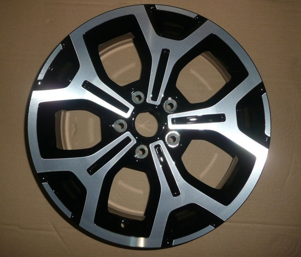 Renault 17 İnç Alüminyum Jant Mais 403006285R - product