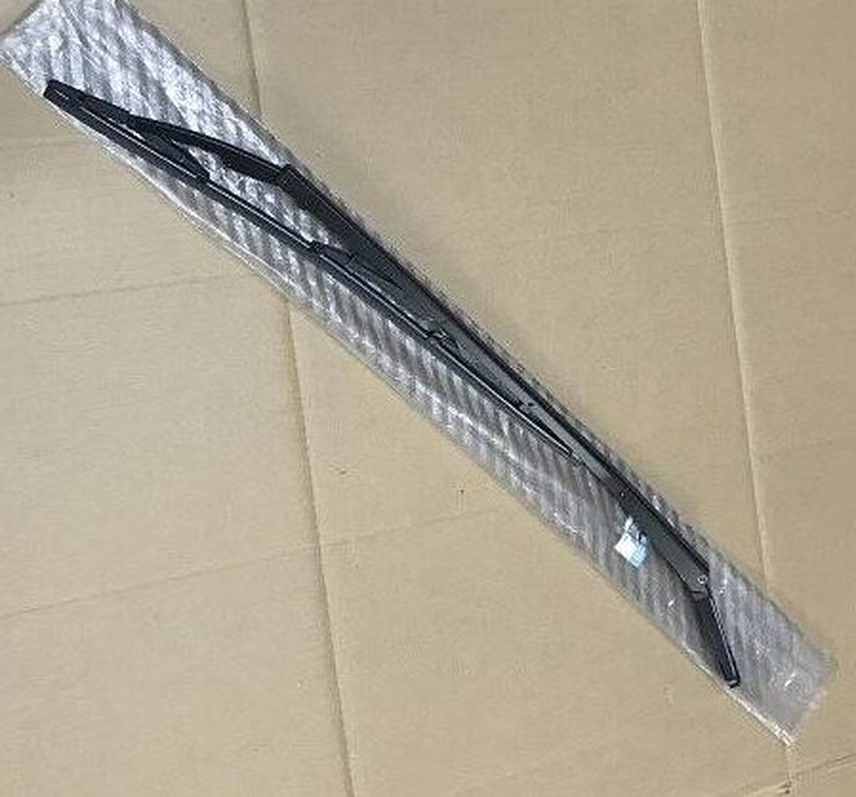 Tempra Tipo Ön Silecek Kolu ve Süpürgesi Sol Opar 46469501 - product
