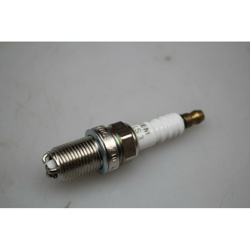 Renault 19 Laguna 1 Buji 1.8 Motor Buji Orijinal 7700500144