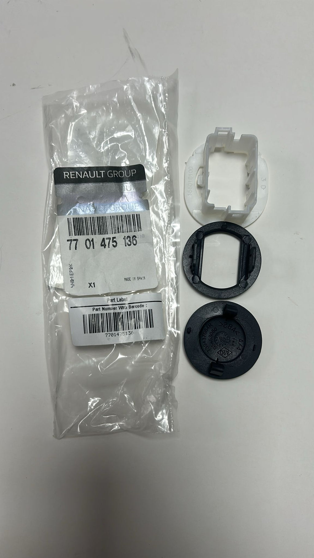 Megane 2 Cam Butonu Çerçevesi Orijinal 7701475136