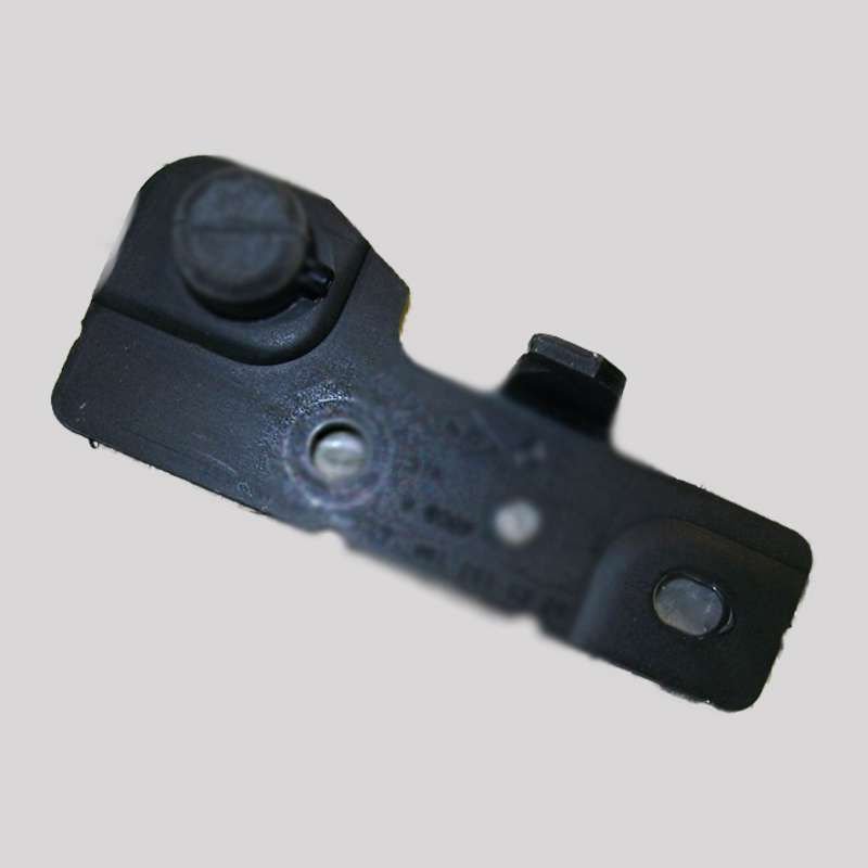 Kaput Menteşesi Arka Sol Kangoo 2 8200153188