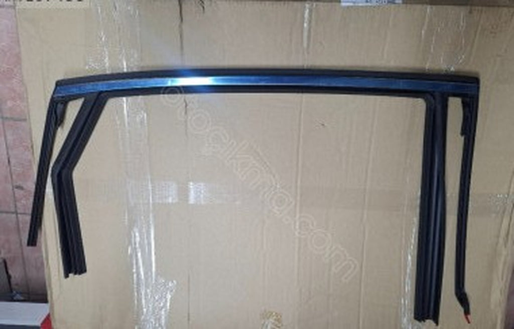 Renault Arka Sağ Kapı Cam Fitili Mais 823308826R - main