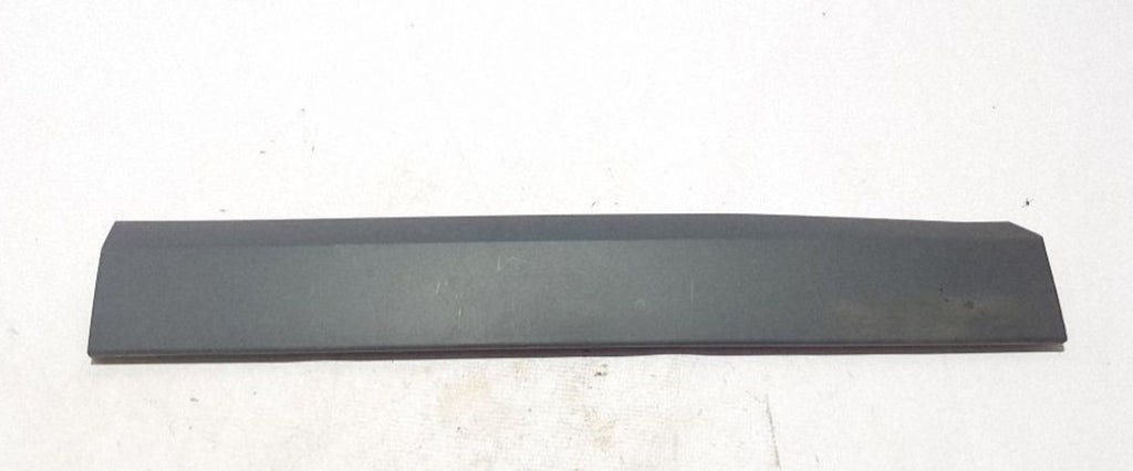 Renault Sol Arka Marşpiyel Kaplaması Mais 828210041R - product