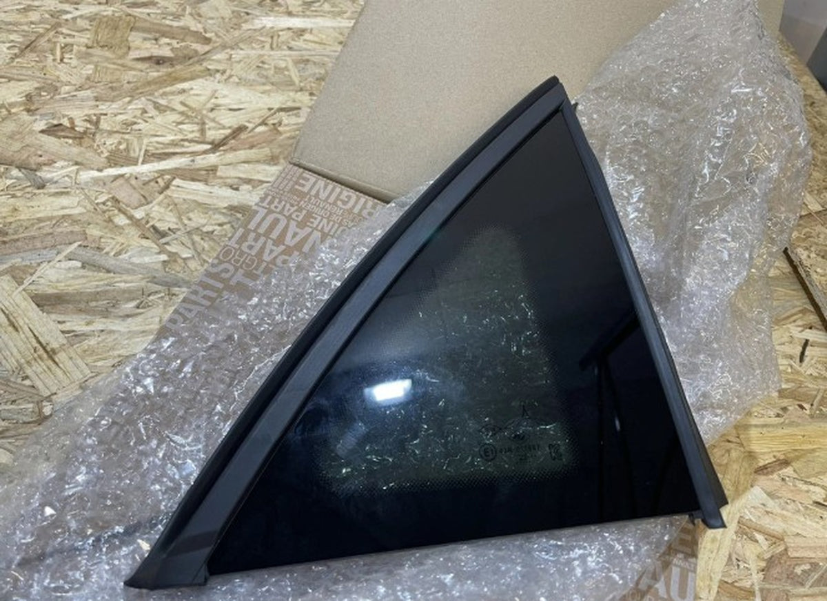 Mais Arka Pencere Rüzgarlık Camı 833000871R - main