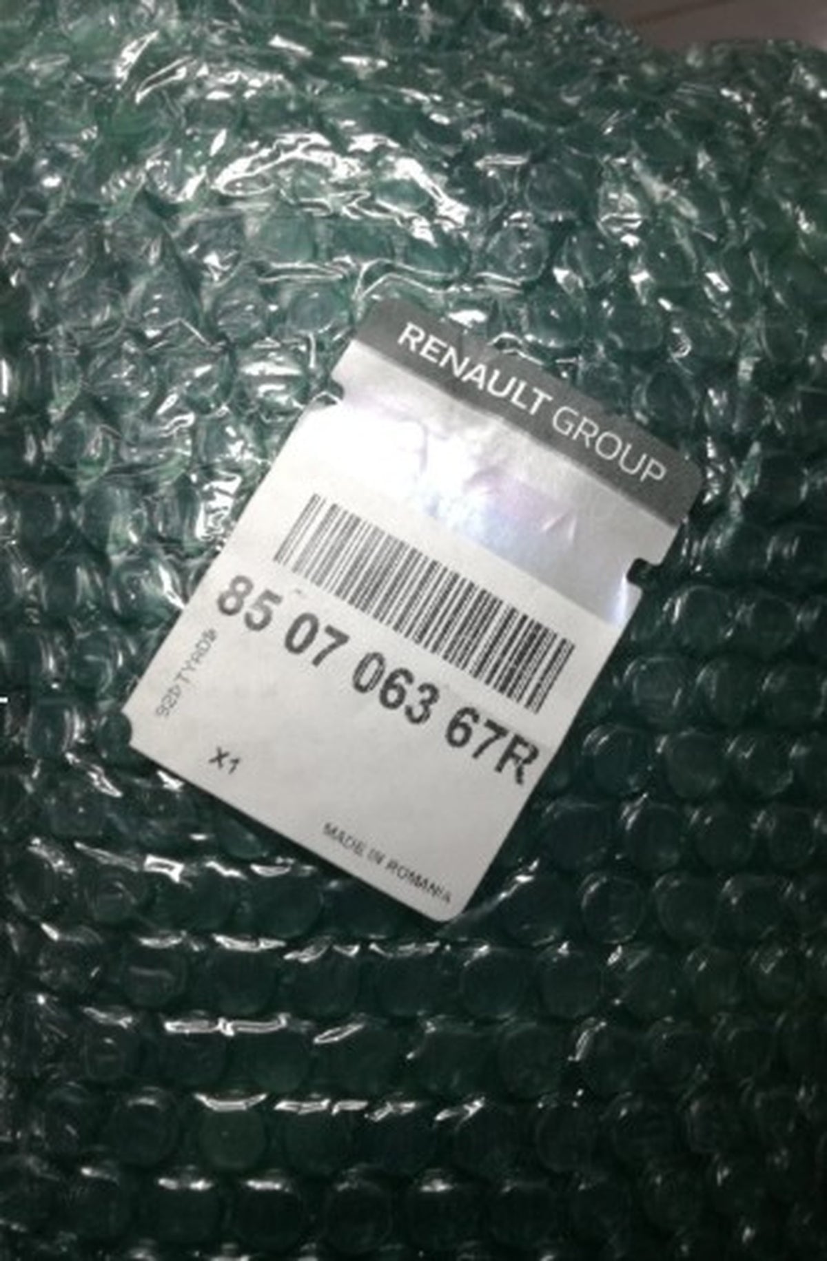 Dacia Duster Arka Tampon Alt Kaplama Gri Mais 850706367R - product