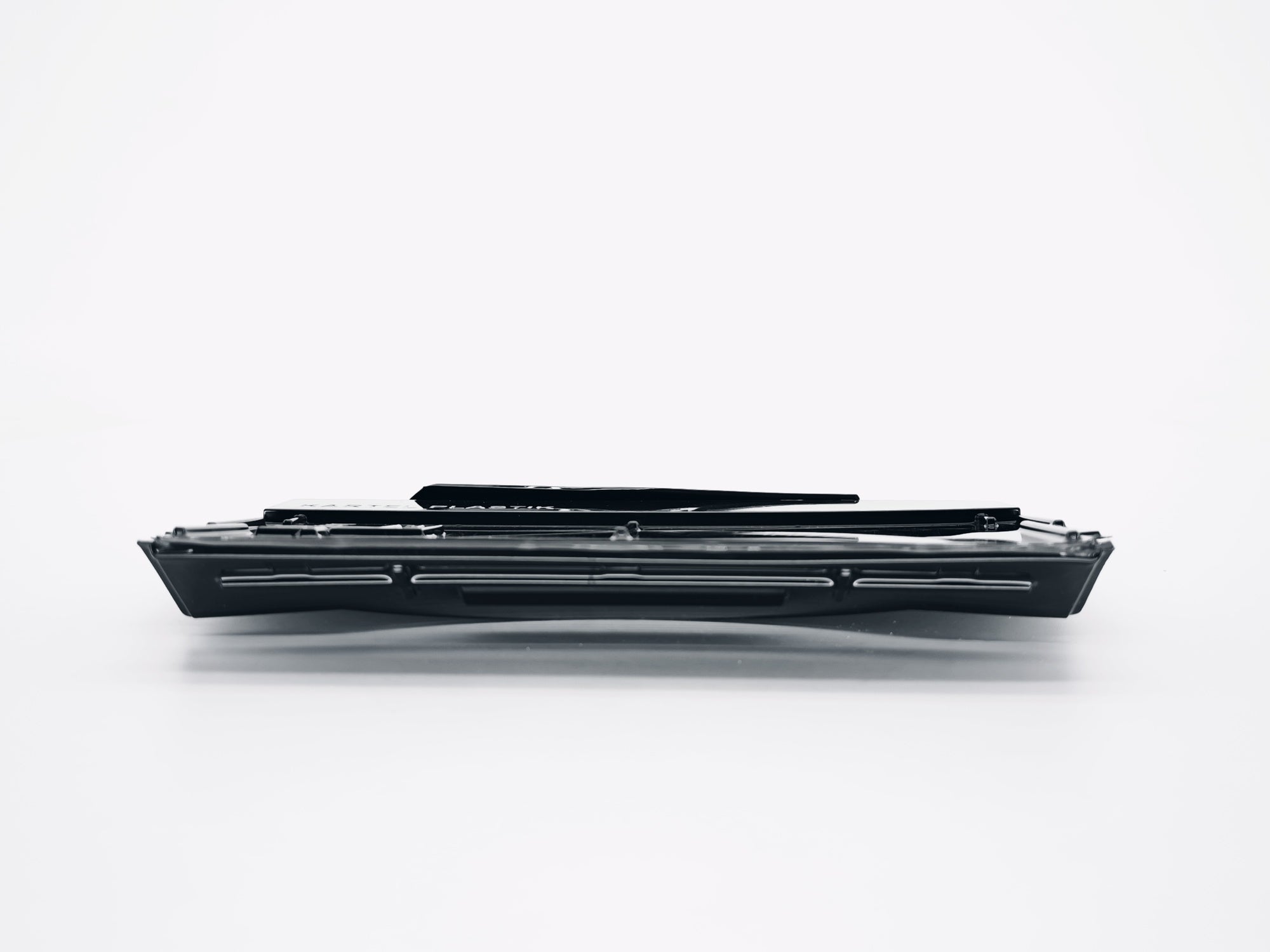 Renault 9 Akü Üst Plastiği Serkar - product