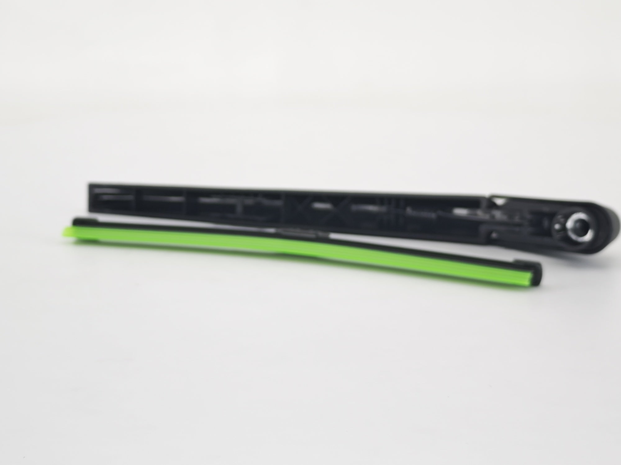 Clio 4 Scenic 1 Arka Silecek Kolu ve Süpürgesi Brucke 287816193R - product