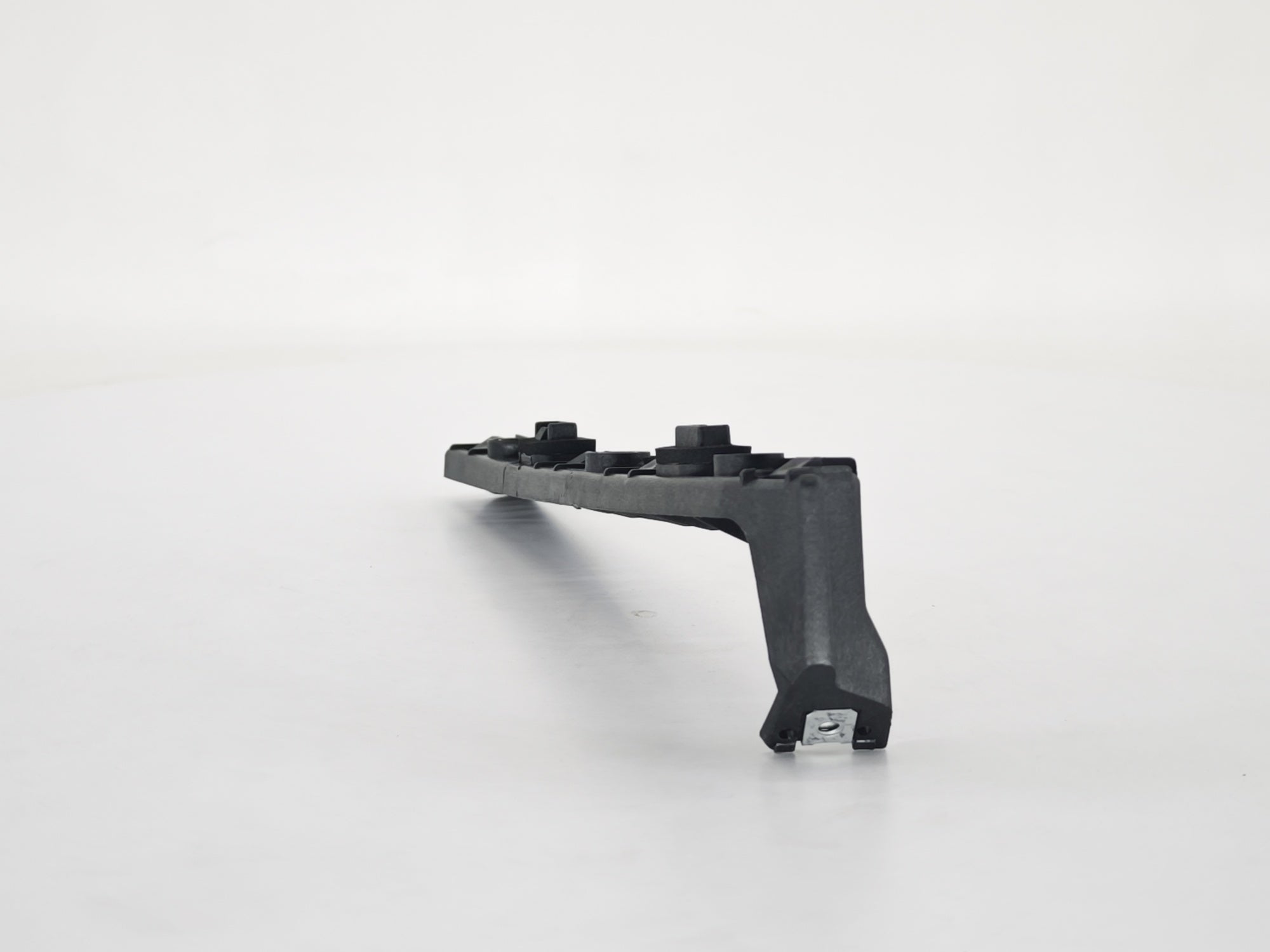 Egea Hatchback Arka Tampon Bağlantı Braketi Sol Uç Opar 52246209 - main