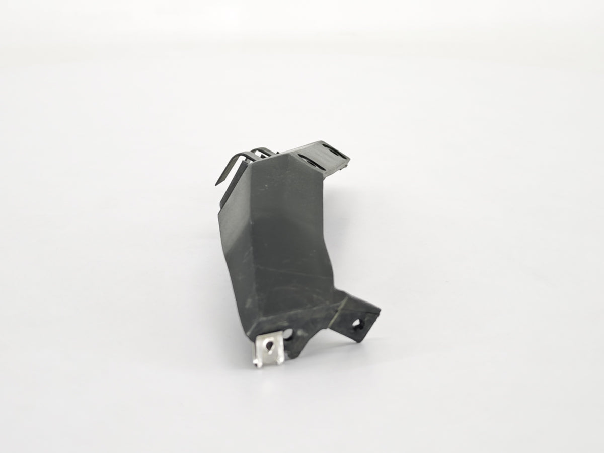 Renault 19 Sedan Arka Tampon Bağlantı Ayağı Sağ Baran Plastik 009 - product