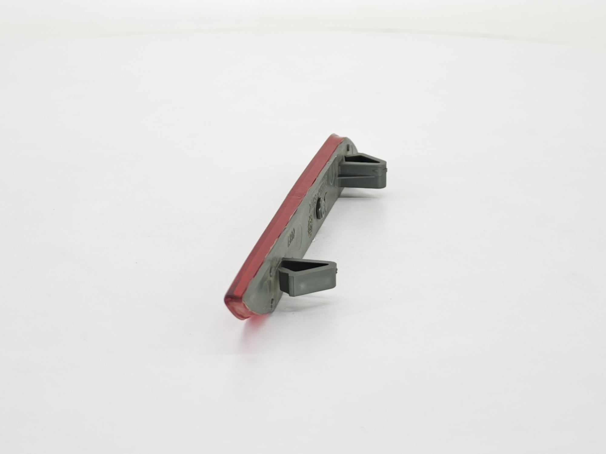 Alfa Romeo Arka Tampon Reflektörü Sağ Opar 60620257 - product