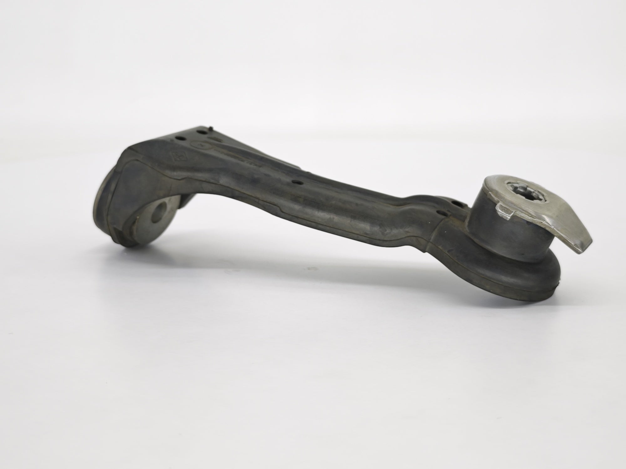 Laguna 3 Motor Beşik Bağlantı Kolu ve Burcu Sağ Orjinal 543170001N - product