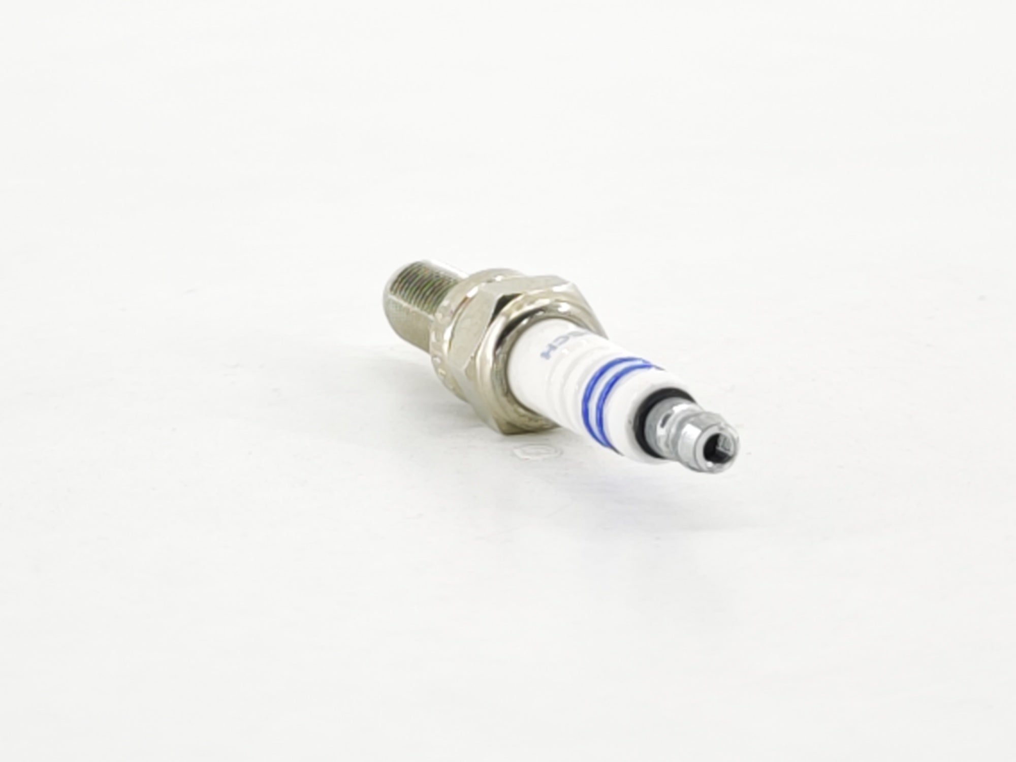 Alfa 145 146 147 156 164 Buji İnce Olan Bosch 0242040502 - product