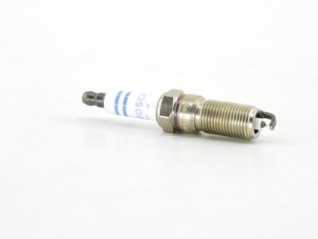 BUJİ PLATİN HR7MPP302 1.1mm OPEL ANTARA 07 ALFA ROMEO 159-BRERA-SPIDER 06 3.2 - main