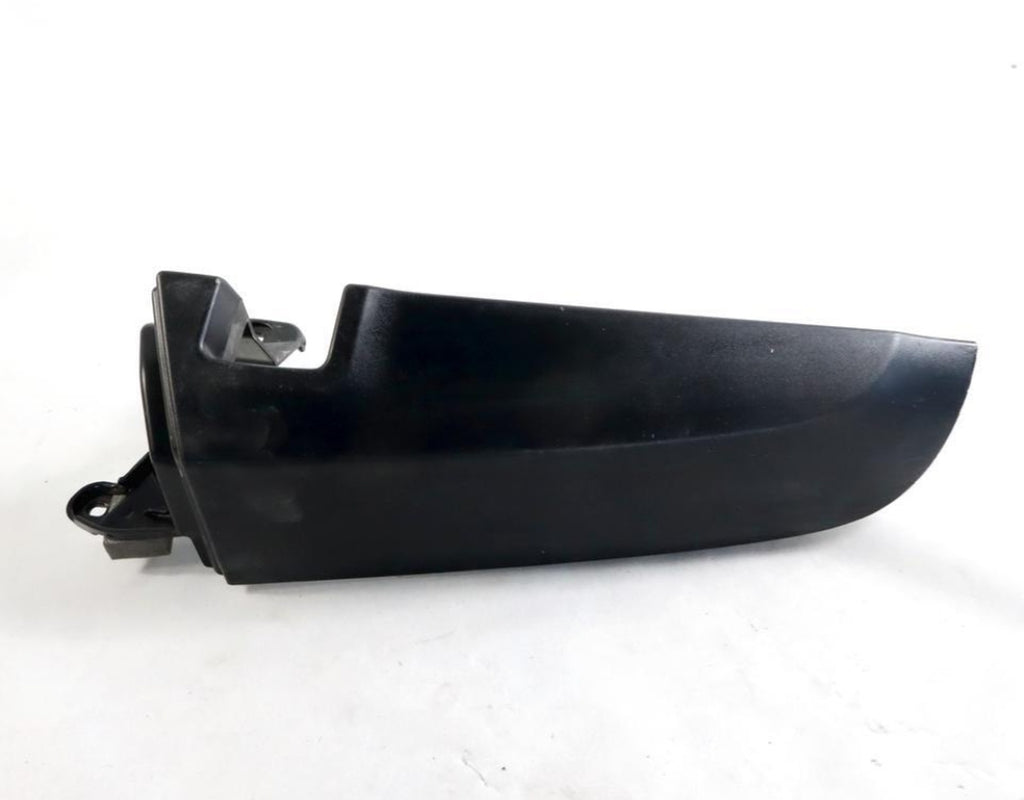 Dacia Dokker Stop Lambası Yuva Plastiği Sağ Arka Mais 903901105R - product