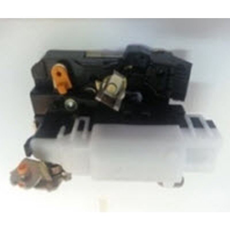 Ön Kapı Kilidi Sol Motorlu Master 2 2002 >