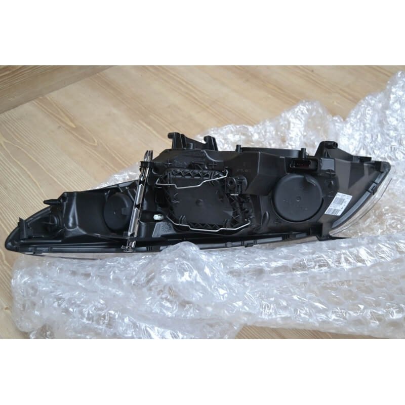 Sağ Far Fluence Mercekli Nikelaj 260102680R 260105585R