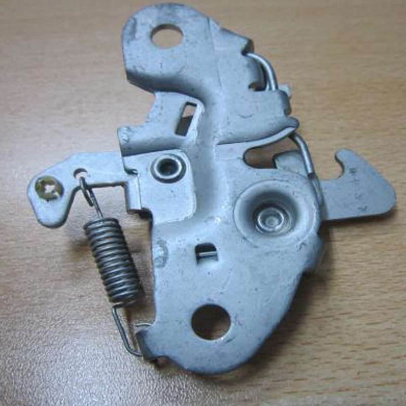 Ön Motor Kaput Kilidi Twingo 7700821017 8200654602