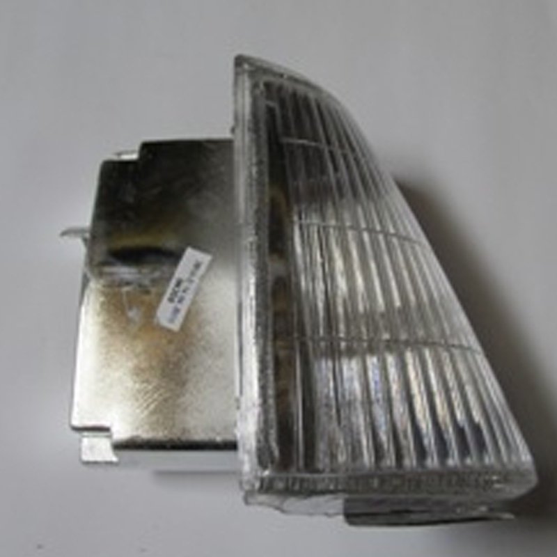 R9 Broadway 93 - 96 Ön Sinyal Sağ Beyaz Duysuz 7702202873