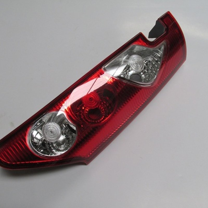 Kangoo Stop Lambası Çift Kapak Duysuz Sağ 2008 - 2013 Meydan