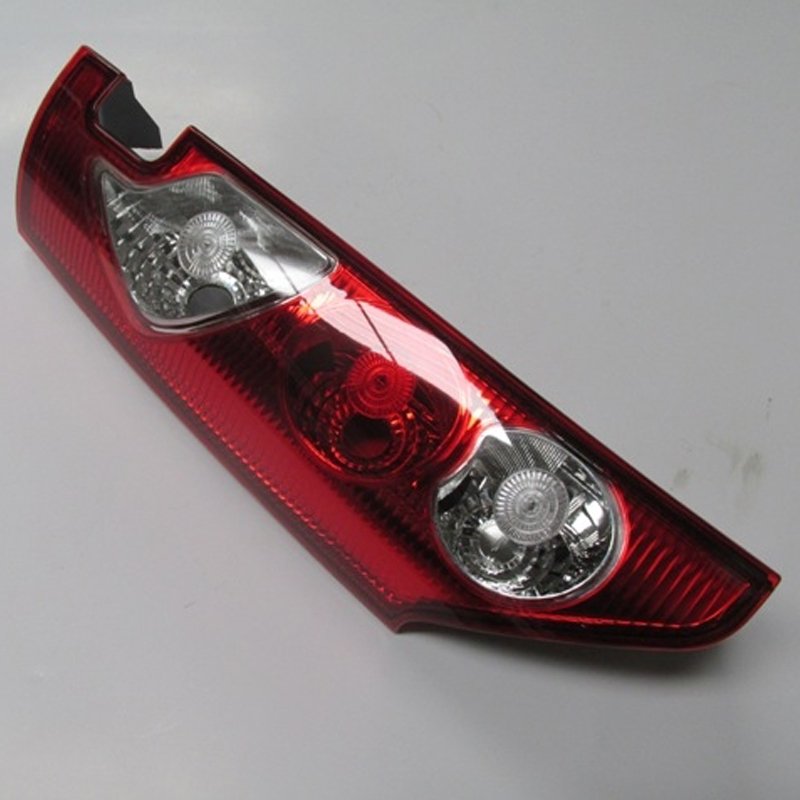 Kangoo Stop Lambası Çift Kapak Duysuz Sol 2008 - 2013 Meydan