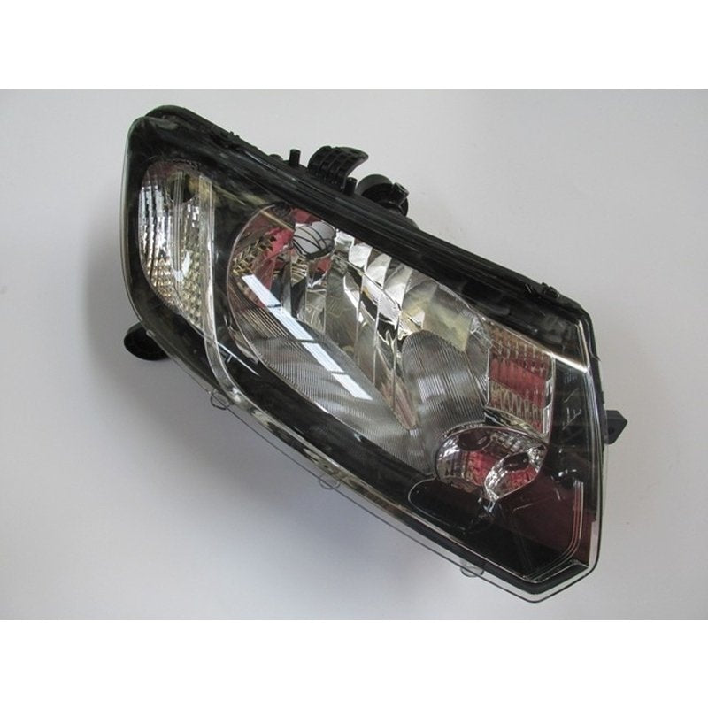 Sandero 13 - 16 Far Lambası Sağ Manuel H4 6Fişli Siyah 260601236R