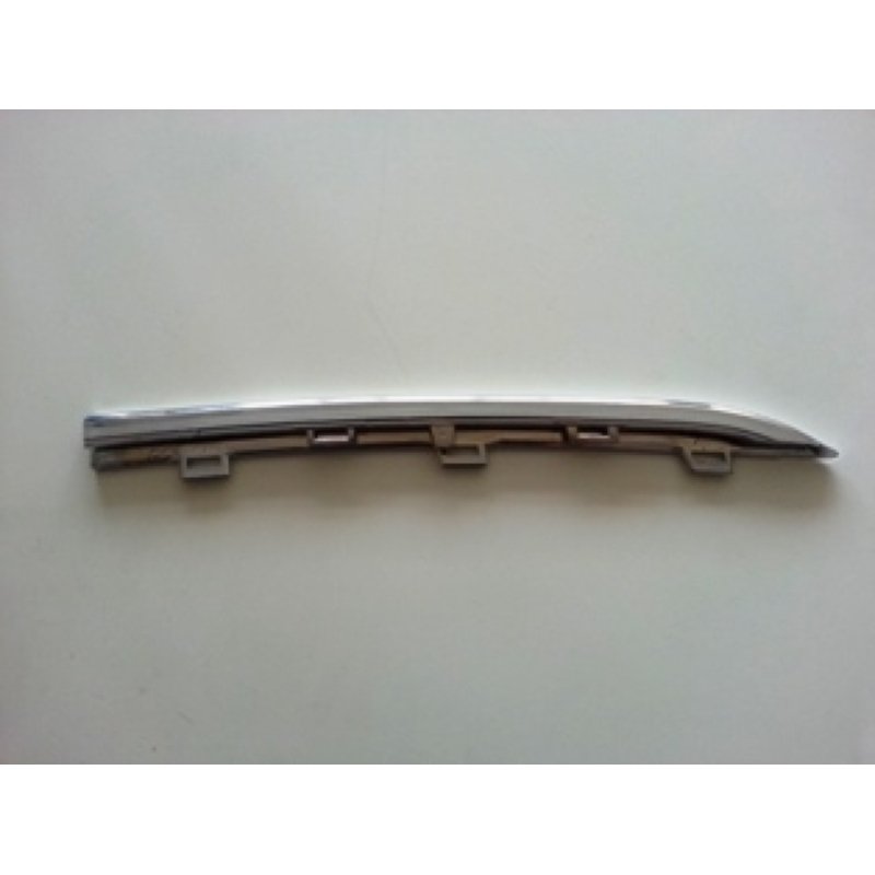 Linea 12 - 17 Ön Panjur Üst Çıtası Kısa Nikelajlı Sol 735548044