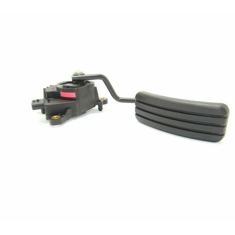 Clio 3 Gaz Pedali Hiz Kontrolsüz Araçlar Için 8200297335