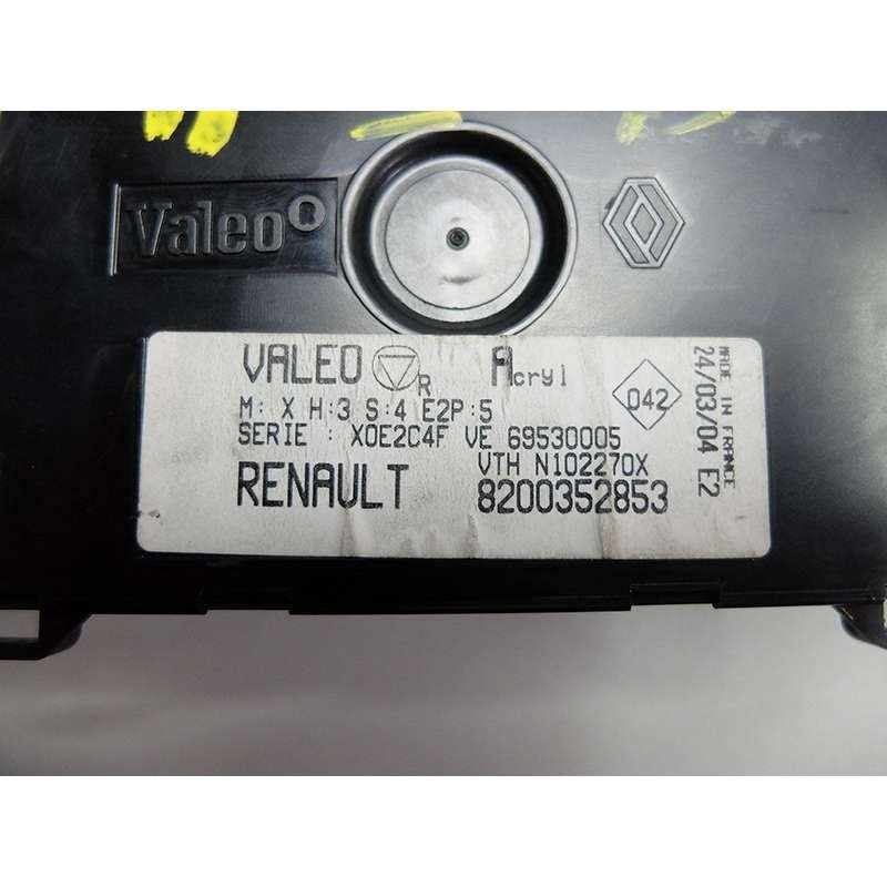 Klima Kontrol Paneli Clio 2 8200352853