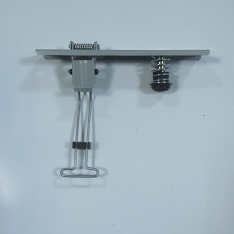Clio Hb 98 - 01 Kaput Kilidi Emniyet Mandalı 7700842682