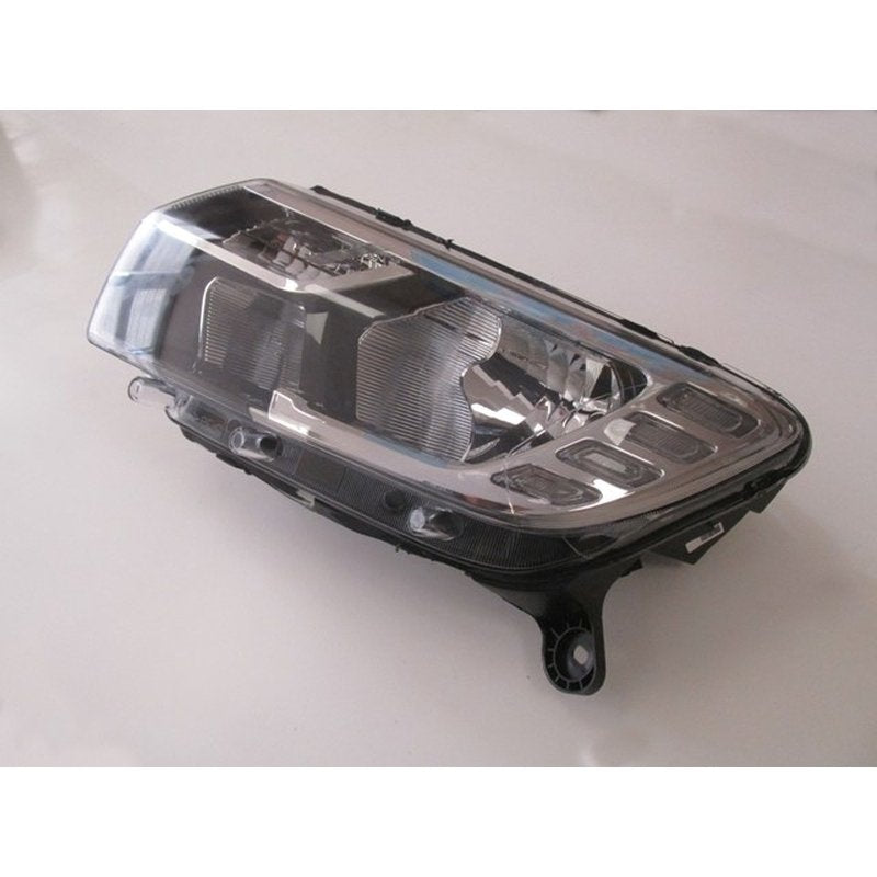 Sandero 17 - 20 Far Lambası Sol Manuel Ledli 260604218R