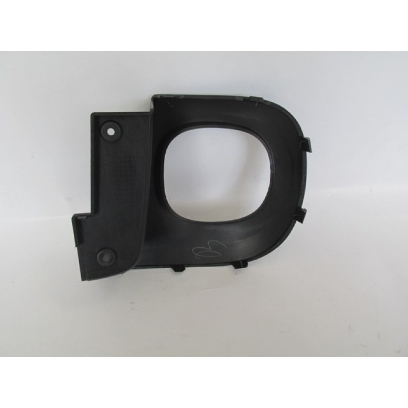Fiat 500L 13 - 16 Arka Tampon Bandı Sol Sis Delikli 735559352