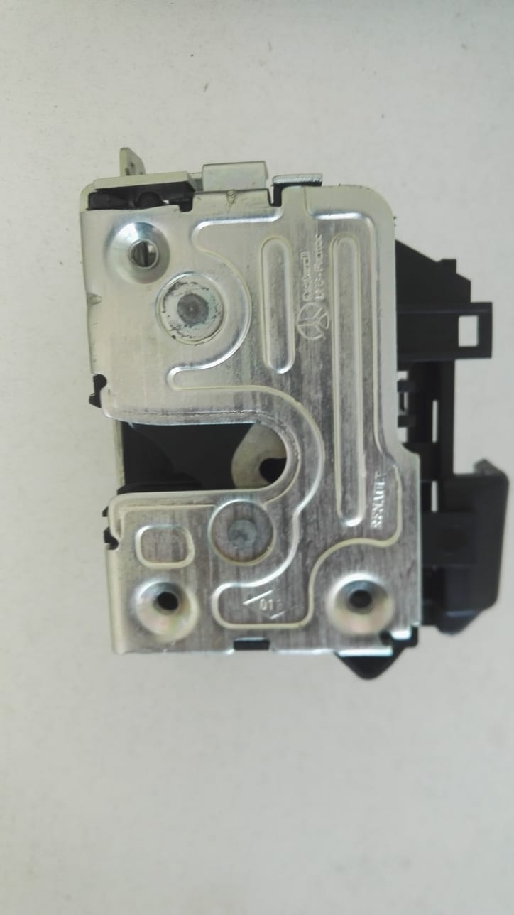 Ön Sağ Kapı Kilidi Megane 7702127285