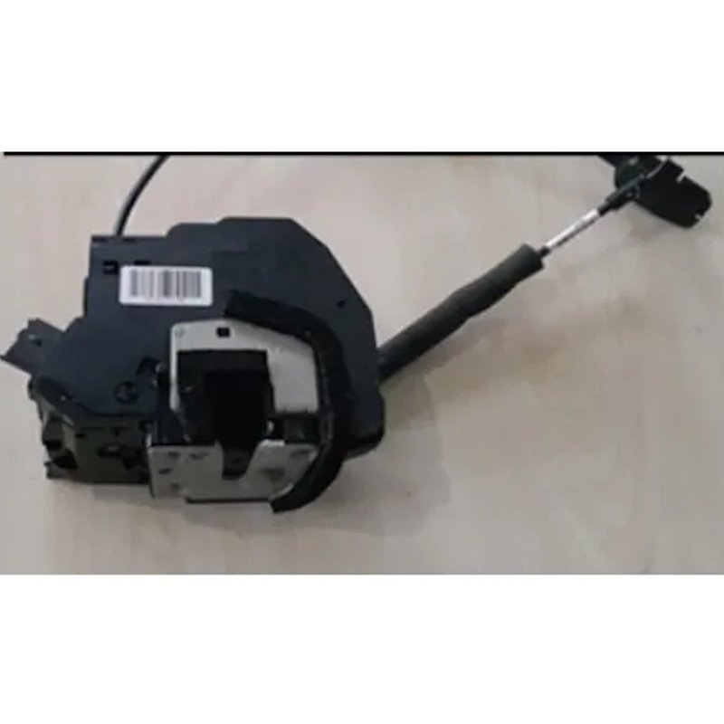 Sağ Arka Kapı Kilidi Fluence Megane 3 825020016R