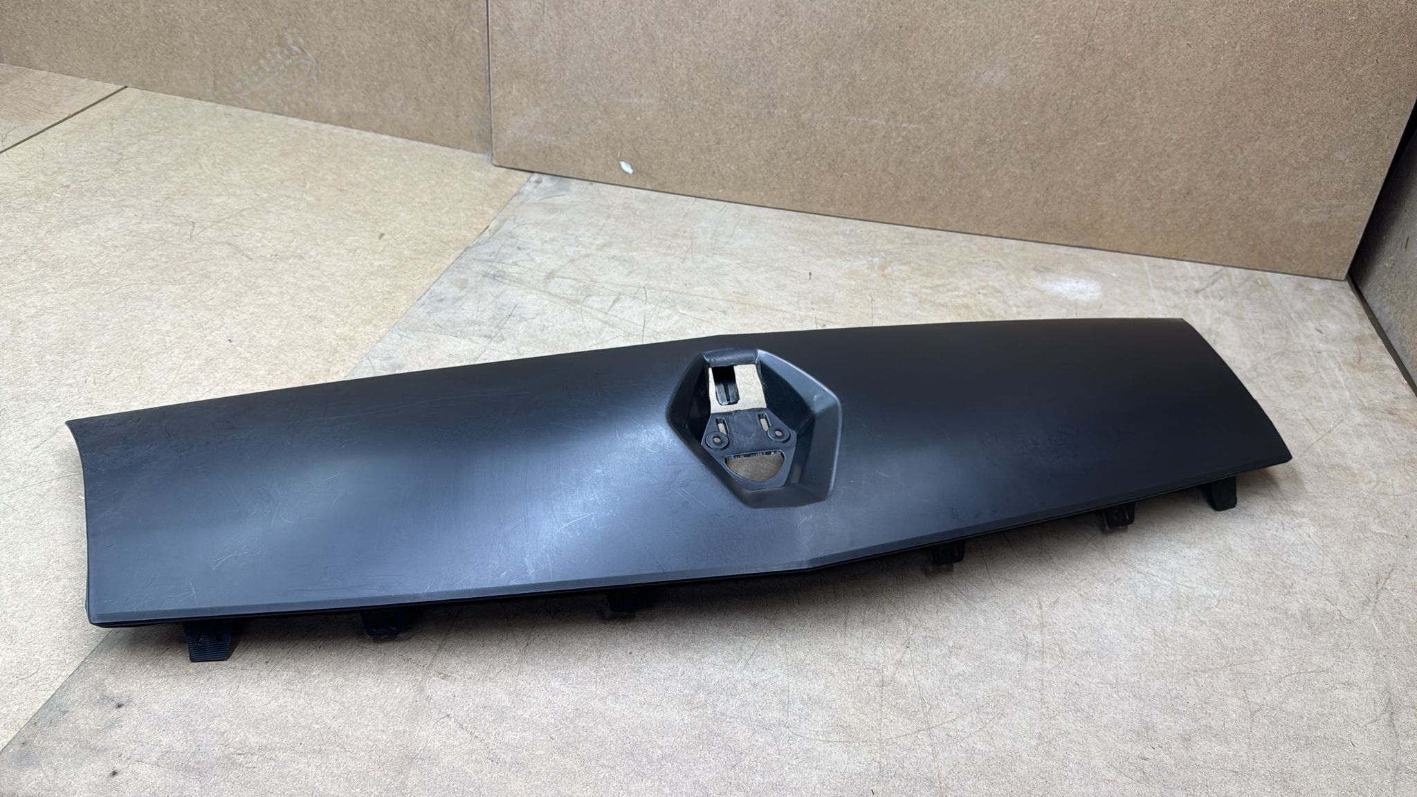 Kangoo 08 - 13 Ön Panjur Dış 8200499017