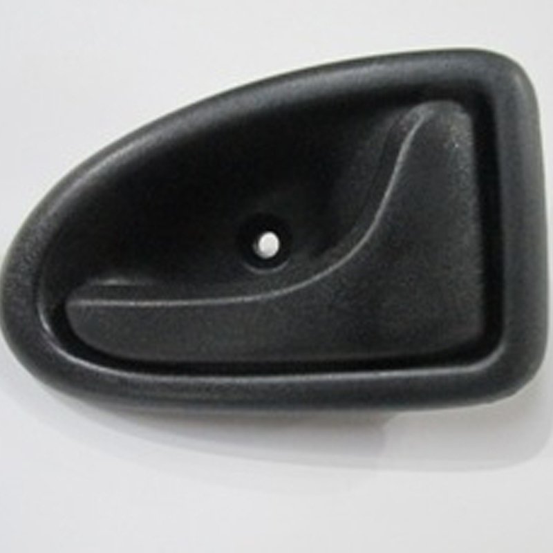Clio 02 - 04 Ön Kapı İç Açma Kolu Sağ Pütürlü Siyah 8200669525