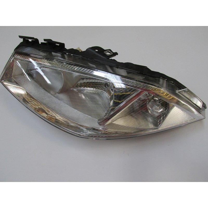 Megane 2 03 - 06 Far Lambası Sol Elektrikli - Motorsuz 7701064018