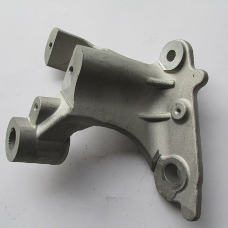 Megane 4 16 - 20 Motor Beşiği Bağlantı Ayağı Sağ 548500910R