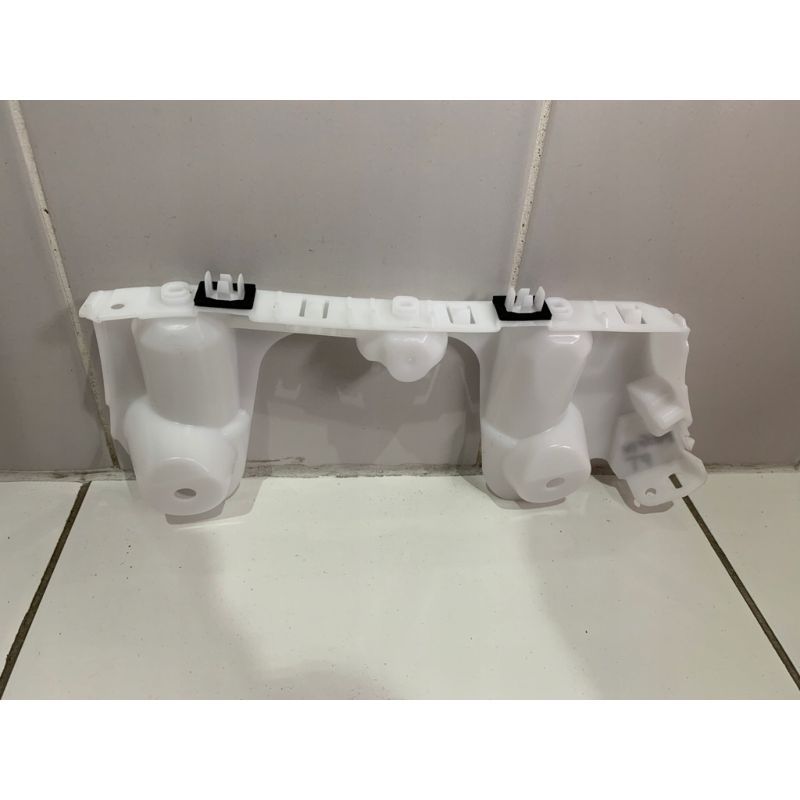 Megane 4 Tampon Bağlantı Ayağı Arka İç Sağ 2016 - 2020 Meydan