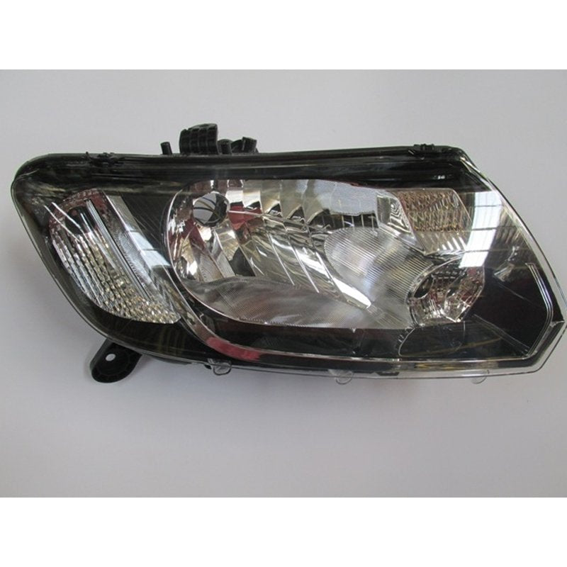 Sandero 13 - 16 Far Lambası Sağ Manuel H4 6Fişli Siyah 260601236R