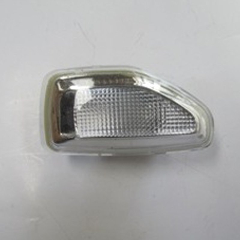 Sandero 13 - 20 Çamurluk Sinyali Sol Beyaz Meydan